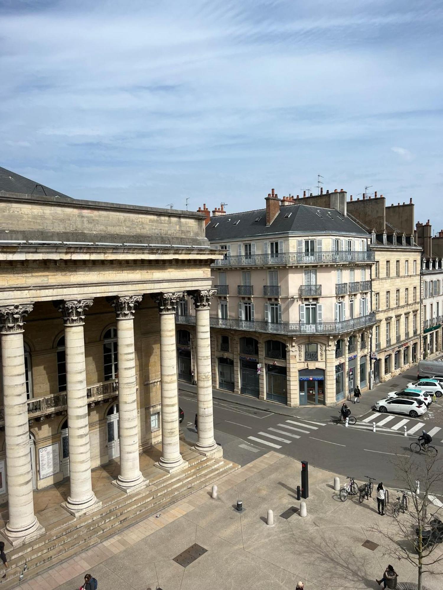 Le Theatre : Centre Historique Apartment Dijon Bagian luar foto